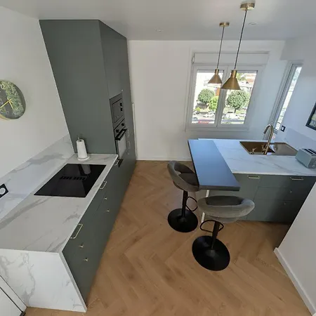Apartment Coeur Des Volcans - Vue Puy De Dome Clermont-Ferrand